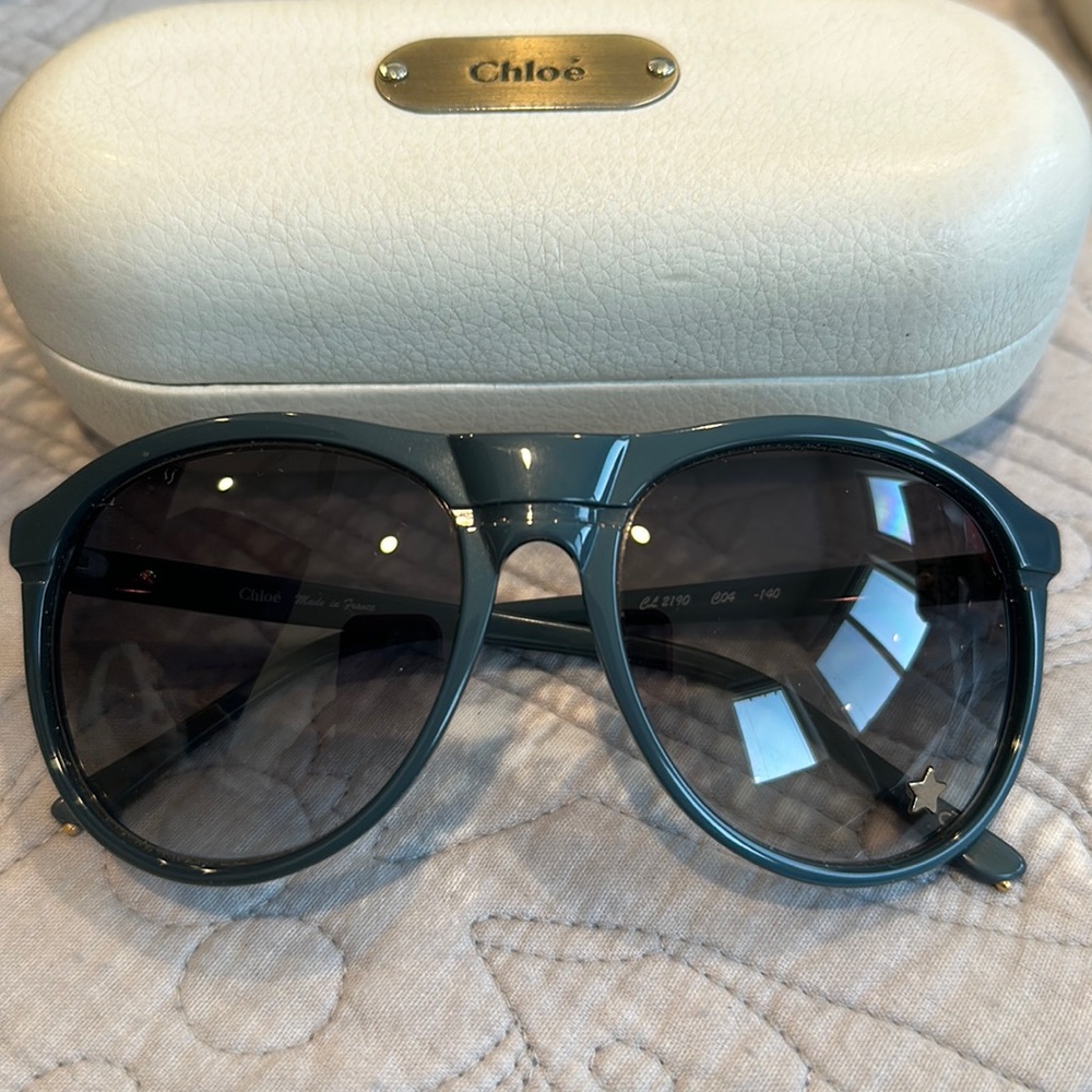 Chloe blue sunglasses with stars ⭐️